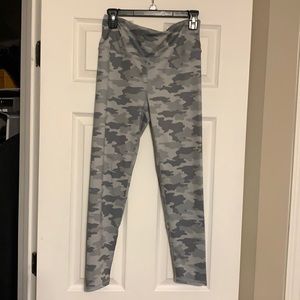 Camo compression leggings